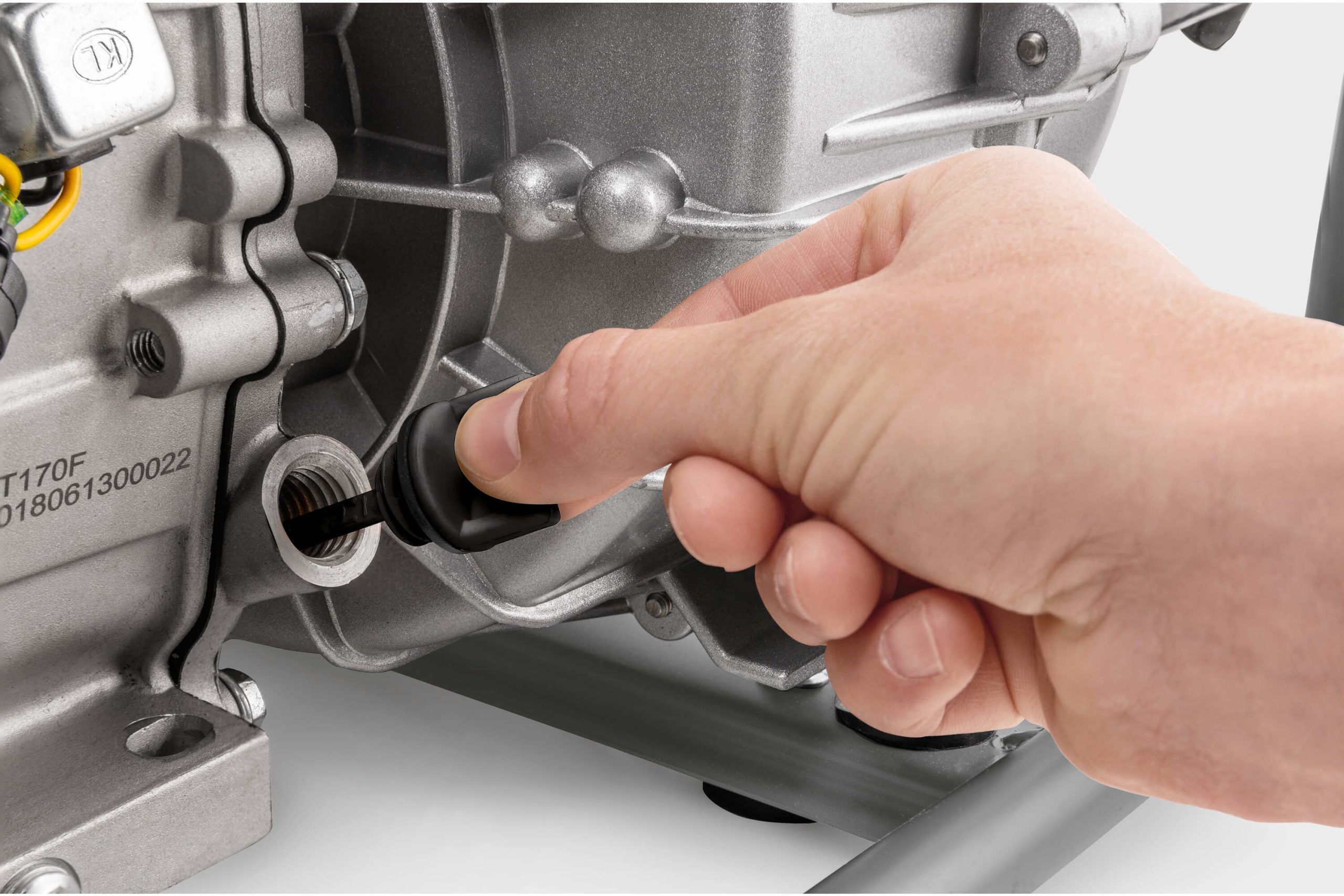 1042210_det_03_2000x3000px_3000x2000px Detail Image