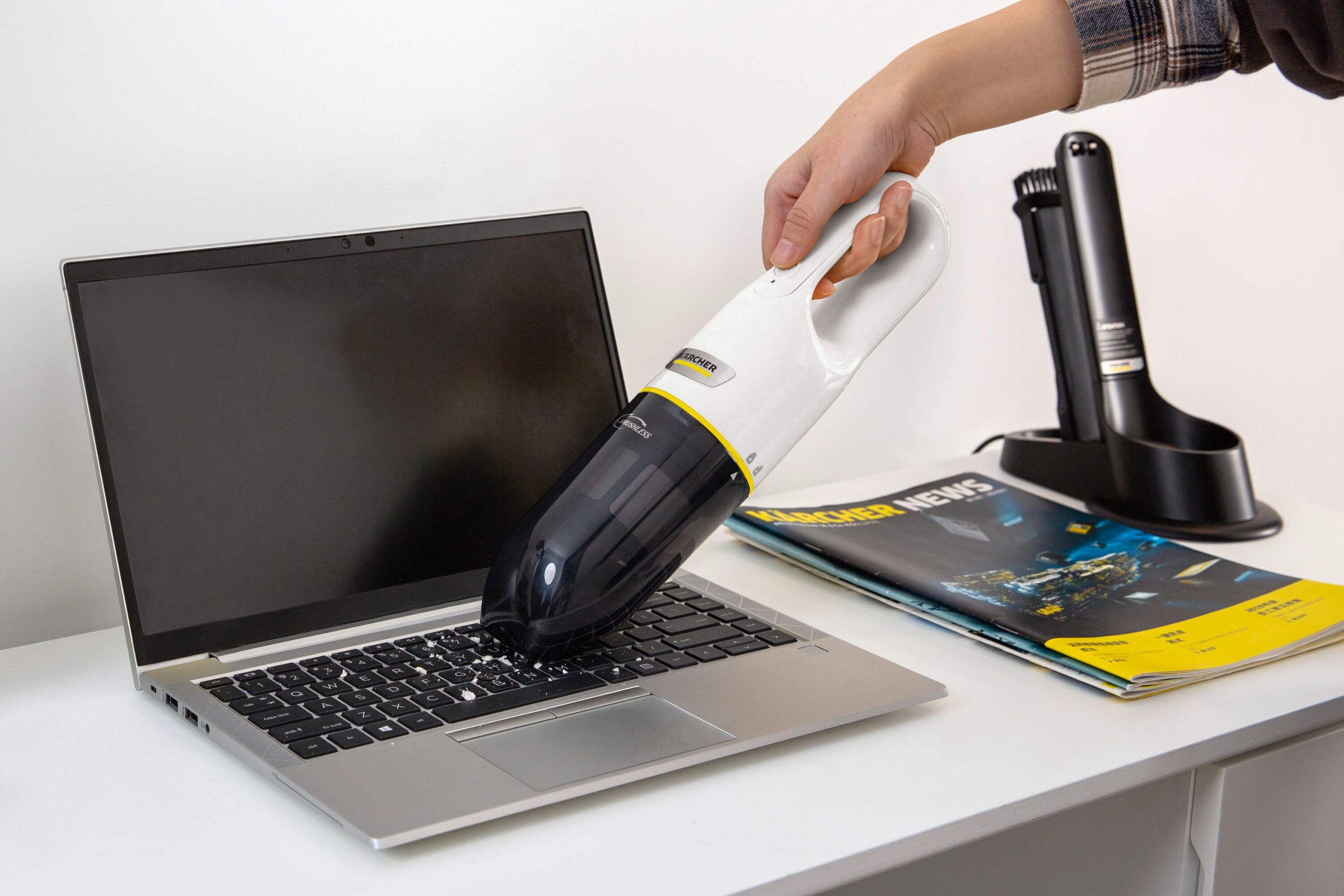 CVH_2_Premium_office_keyboard_app_01_CI20_2000x3000px_3000x2000px Application Image