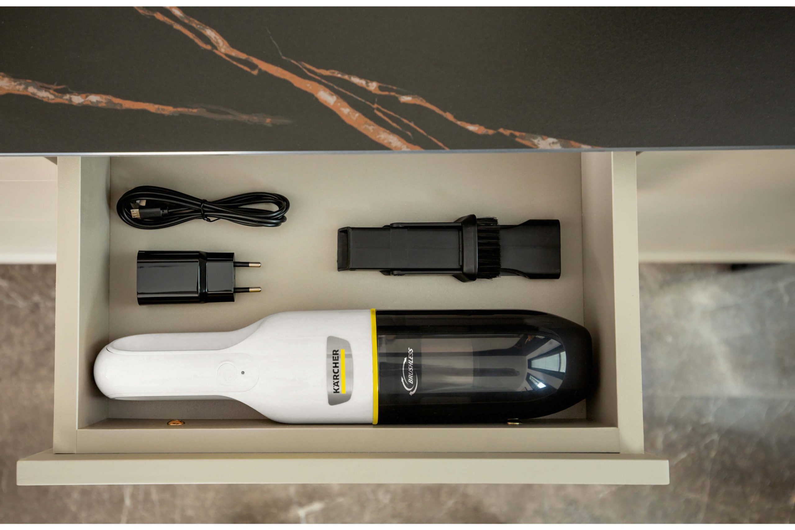 CVH_2_Premium_storage_app_01_CI20_2000x3000px_3000x2000px Application Image