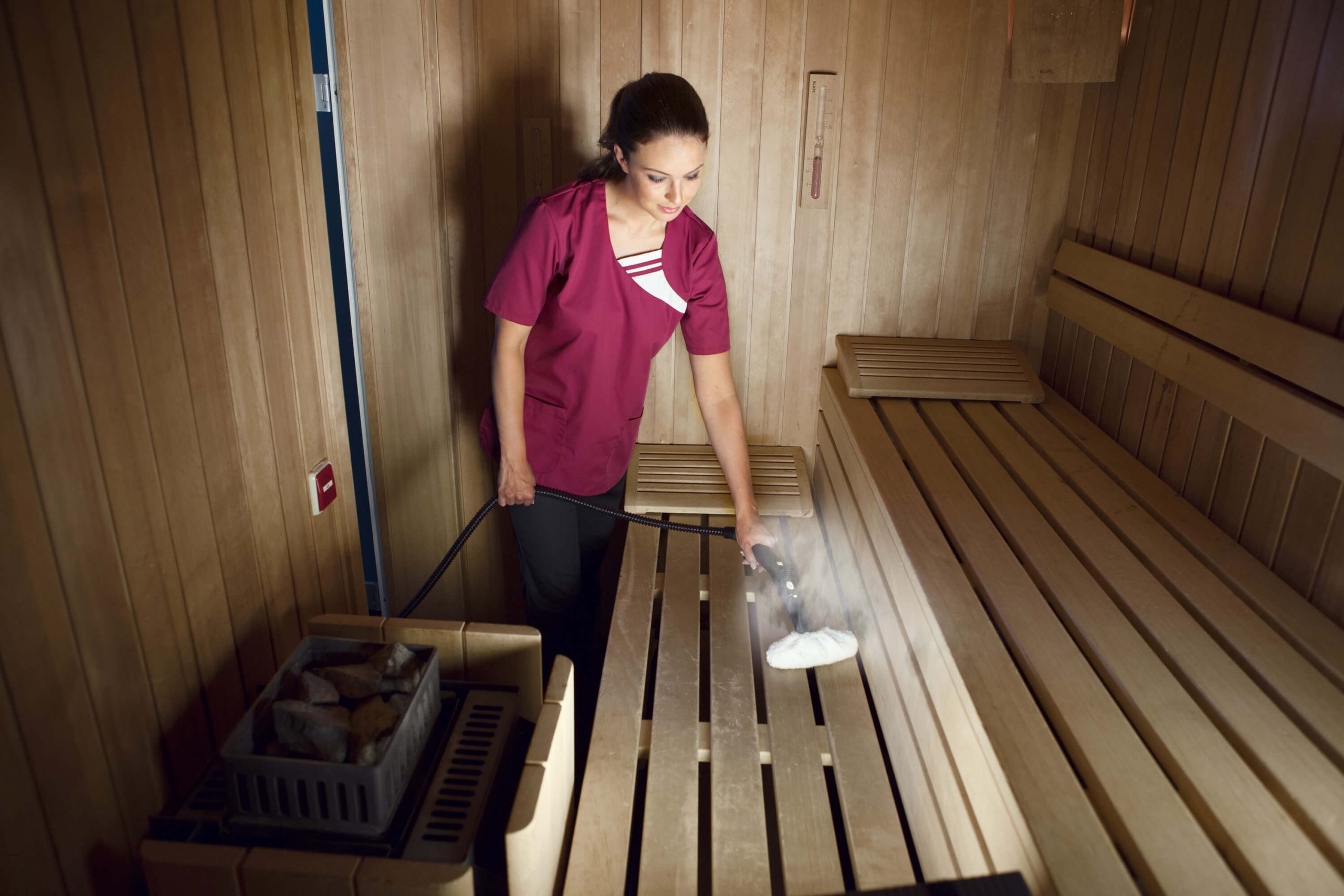 DE_4002_Hotel_app_1_CI15_2000x3000px_3000x2000px Application Image