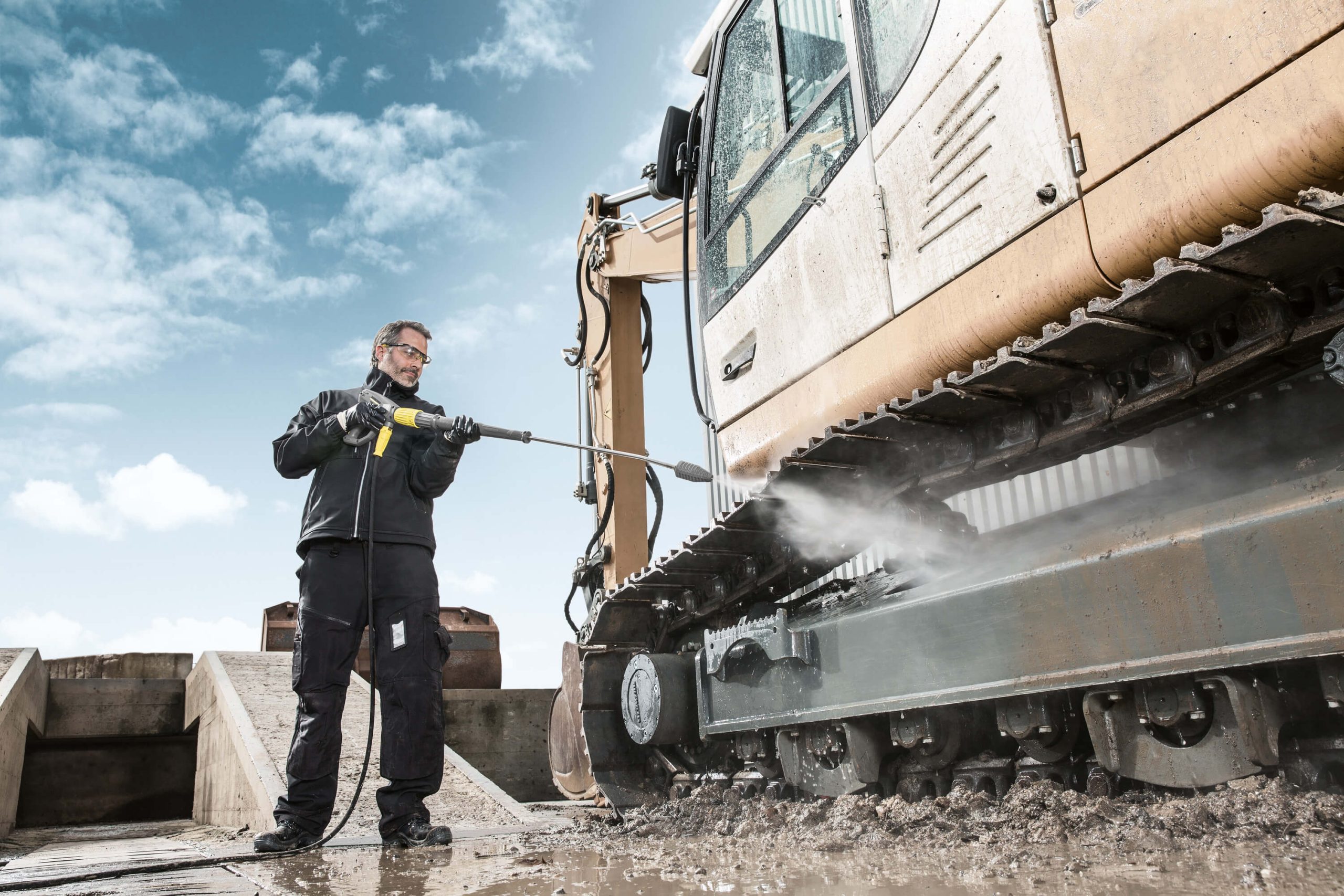 Easyforce_construction_excavator_app_13_CI15_2000x3000px_3000x2000px Application Image