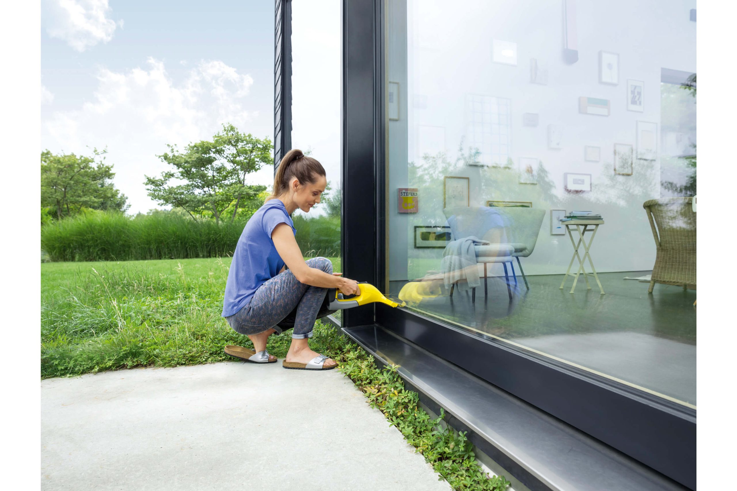 WV_6_window_yellow_app_03_CI15_2000x3000px_3000x2000px Application Image