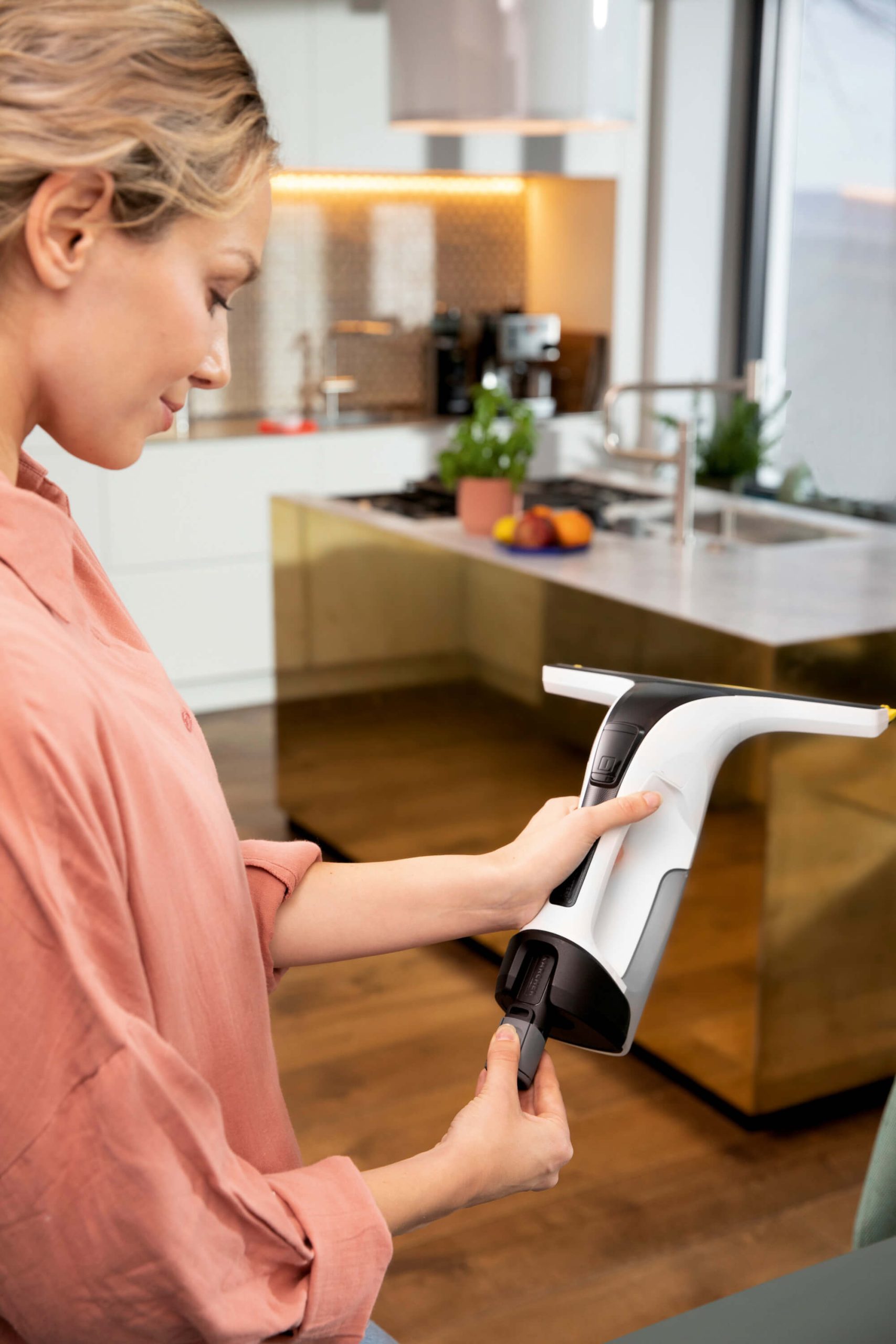 WV_4-4_setup_app_02_CI20_2000x3000px_3000x2000px Application Image